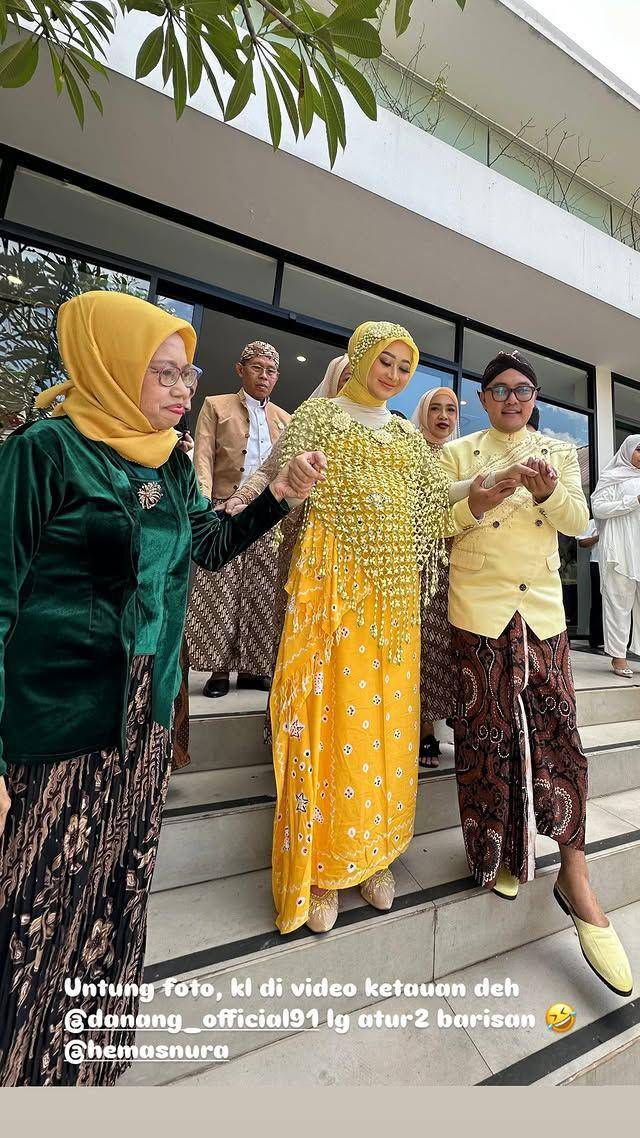 mitoni istri Danang Pradana (instagram.com/devi_kd)