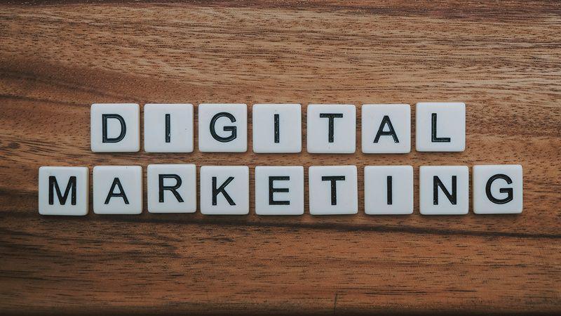 ilustrasi digital marketing (unsplash.com/Diggity Marketing)