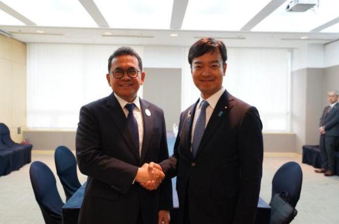 Mendag Budi Santoso dan Menteri Negara Urusan Luar Negeri Jepang Miyaji Takuma (Dok Kemendag)