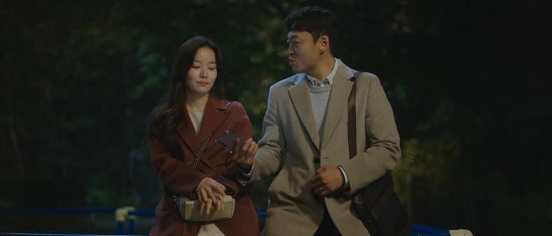 Jung Woon Sun dan Jung Soon Won di Resident Playbook (dok. tvN/Resident Playbook)