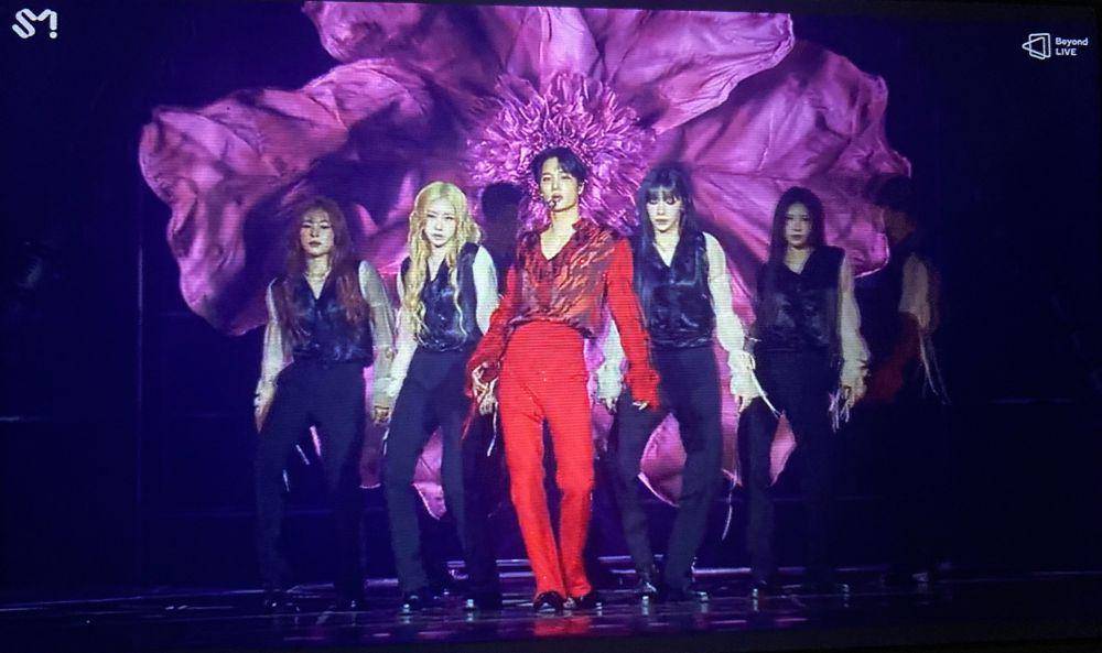 potret seru konser online Kai EXO (dok. Beyond LIVE/SM Entertainment)