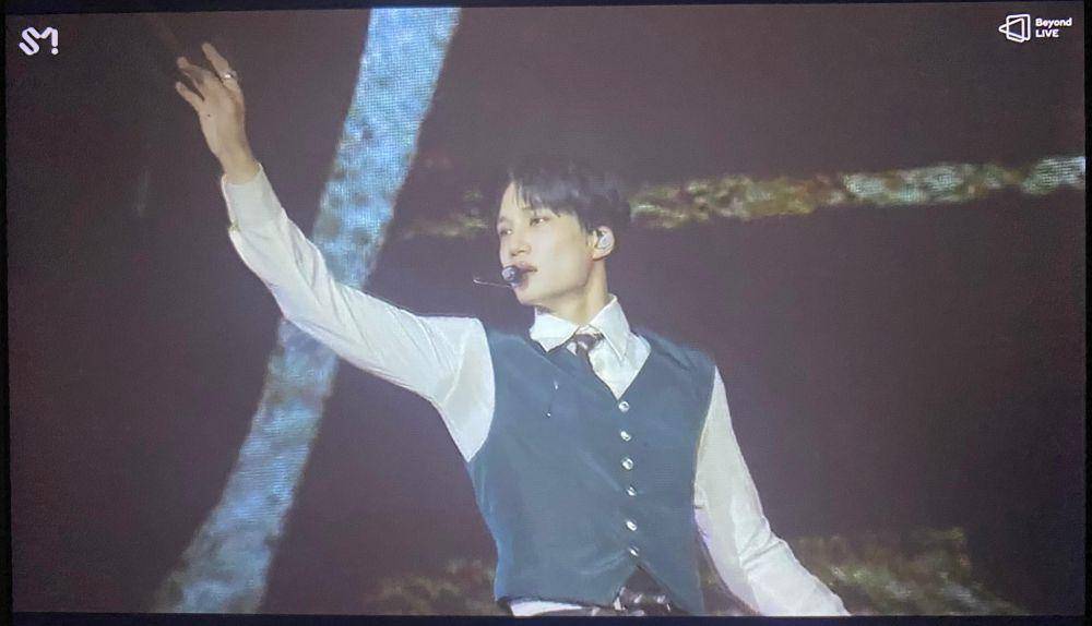 potret seru konser online Kai EXO (dok. Beyond LIVE/SM Entertainment)