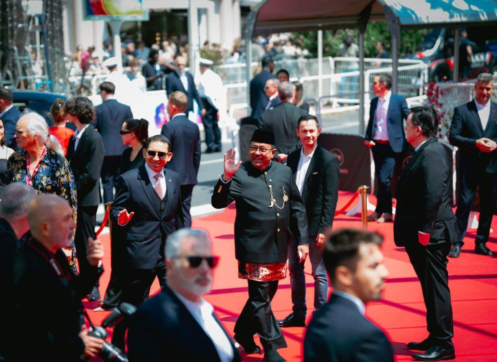 Rano Karno Tampil di Red Carpet Festival Film Cannes 2025