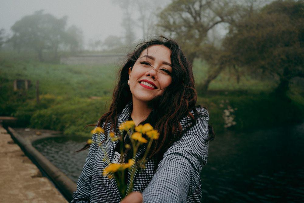 5 Zodiak yang Makin Cantik dan Percaya Diri Seiring Bertambahnya Usia