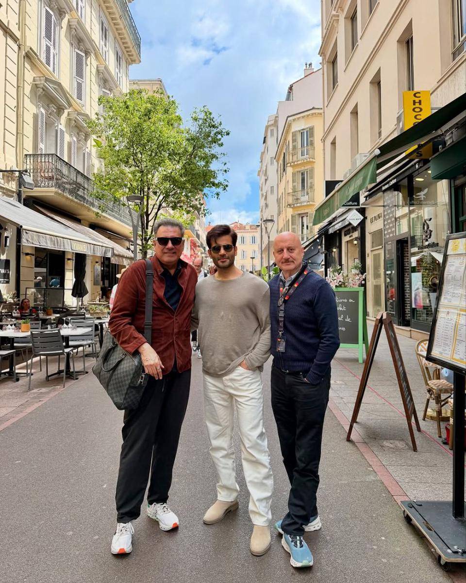 Karan Tacker dan rekan artis (instagram.com/karantacker)