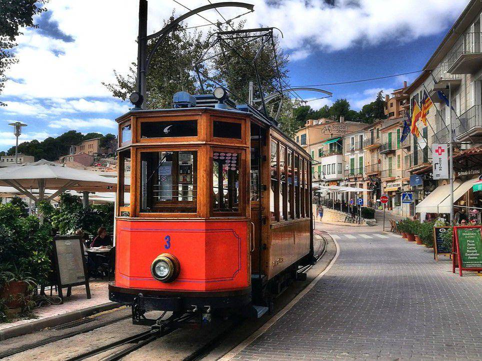 potret kota Soller, Mallorca (pixabay.com/Pixel-Sepp)