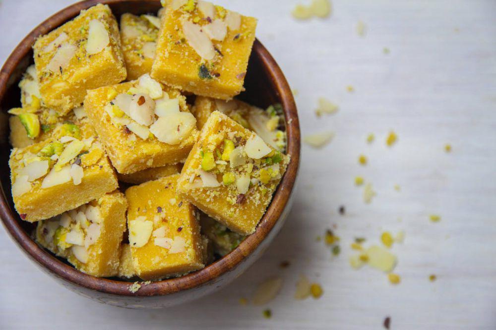 ilustrasi milk burfi (pexels.com/Pure Punjabi)
