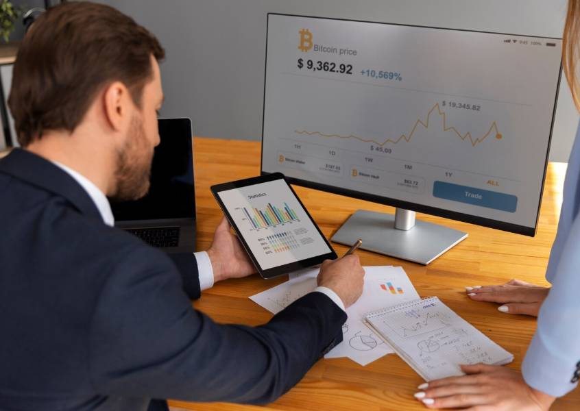 ilustrasi investor (freepik.com/freepik)