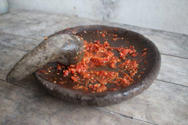 Ilustrasi membuat sambal