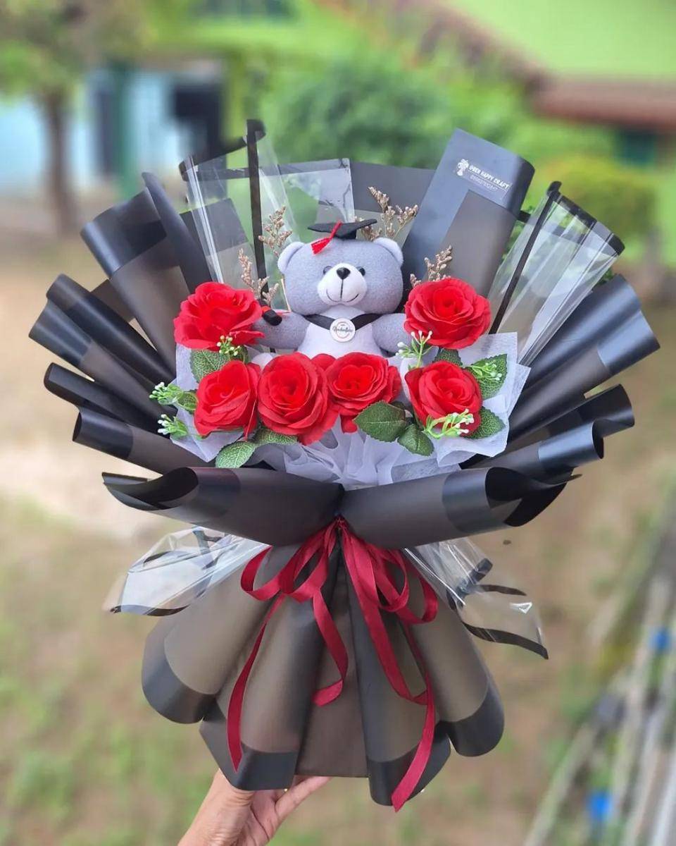 Inspirasi Buket untuk Perpisahan Sekolah (instagram.com/benhappy.craft)