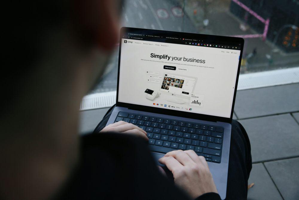 Ilustrasi Bisnis Digital. (unsplash.com/sumup)