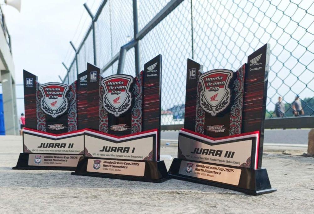 Keren, Piala HDC 2025 Medan Bermotif Gorga Batak