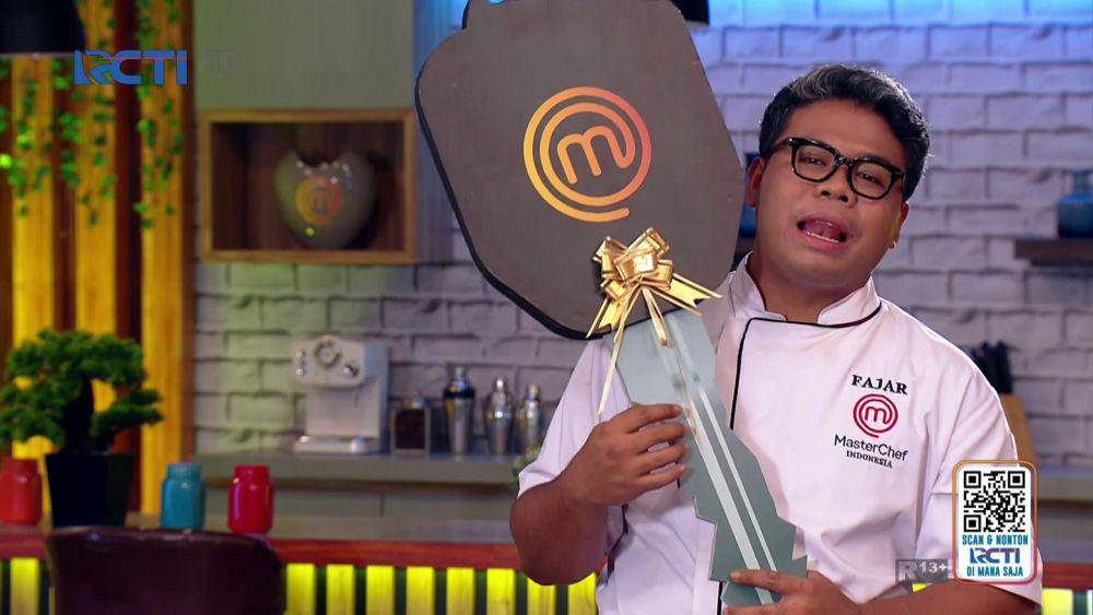 Fajar juara MasterChef Indonesia 12 (YouTube.com/MasterChef Indonesia)