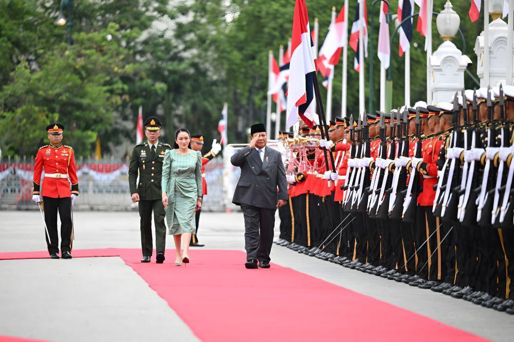 Prabowo Disambut Upacara Kenegaraan di Thailand