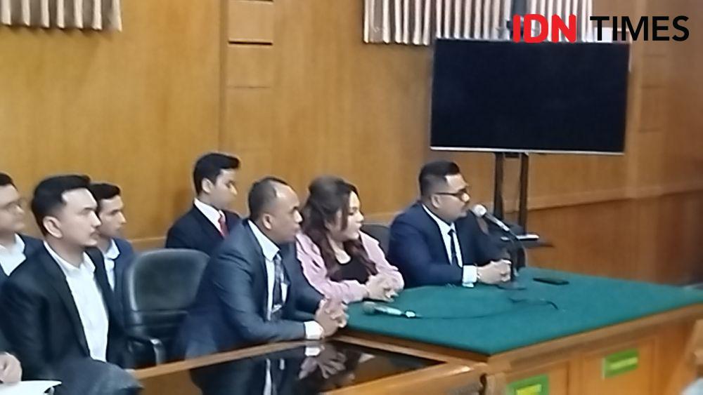 Lisa Mariana Minta Ridwan Kamil Akui Anak, Kuasa Hukum: Gak Ada Lain