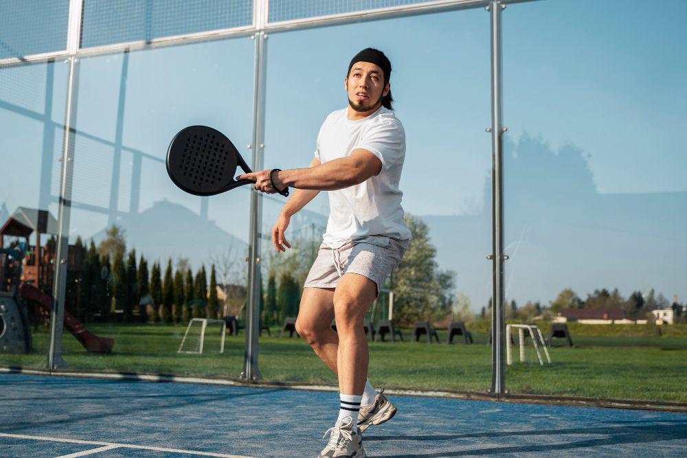 5 Rekomendasi Sepatu Padel Pria Terbaik, Nyaman dan Stylish!