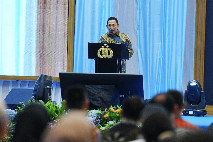 Kapolri Mutasi 67 Personel: Irjen Didik Agung Jadi Kapolda Sutra