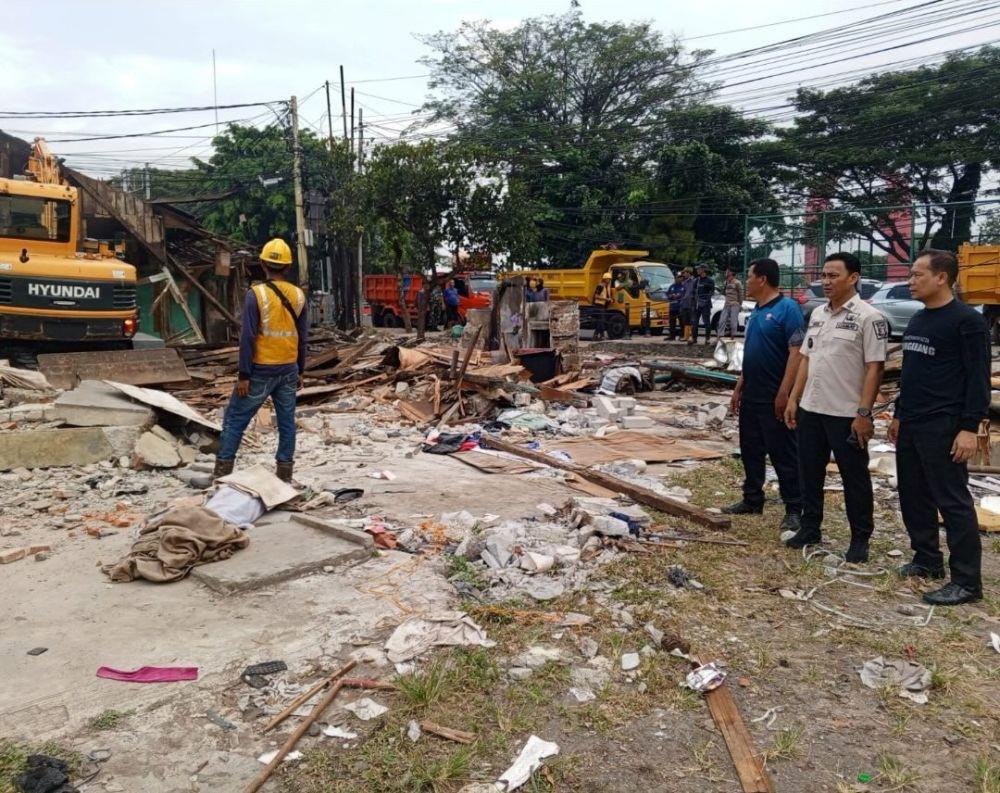 Pemkot Tangerang Bongkar 70 Kios Pasar Pisang Babakan