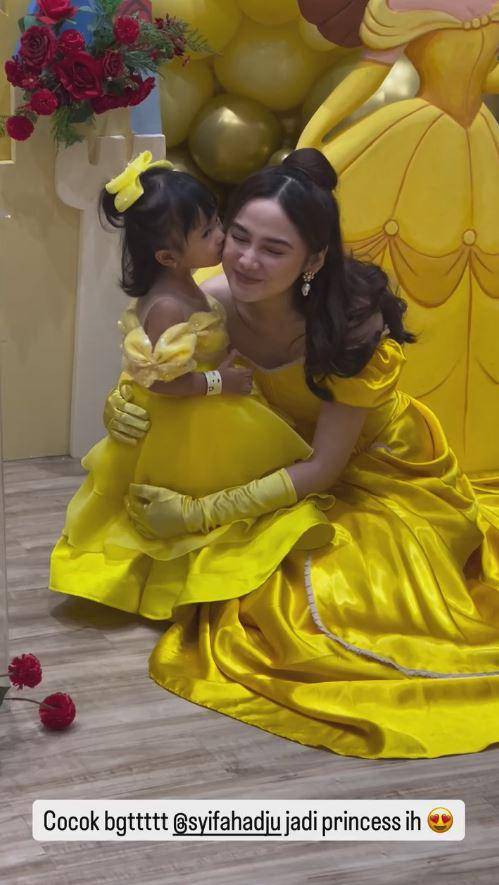 Syifa Hadju jadi Princess Belle (Instagram.com/kesharatuliu05)