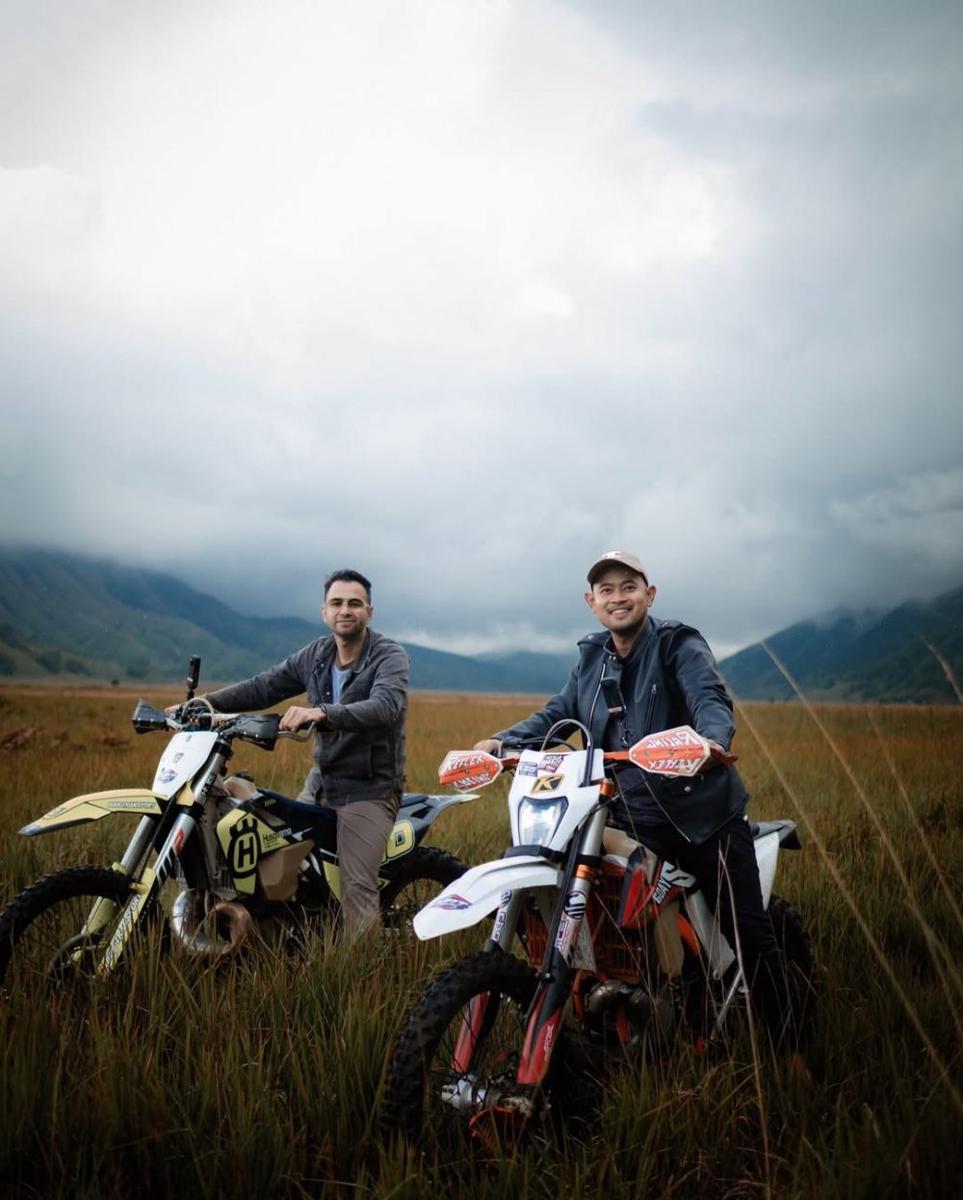 The Dudas-1 Piknik di Bromo (Instagram.com/raffinagita1717)