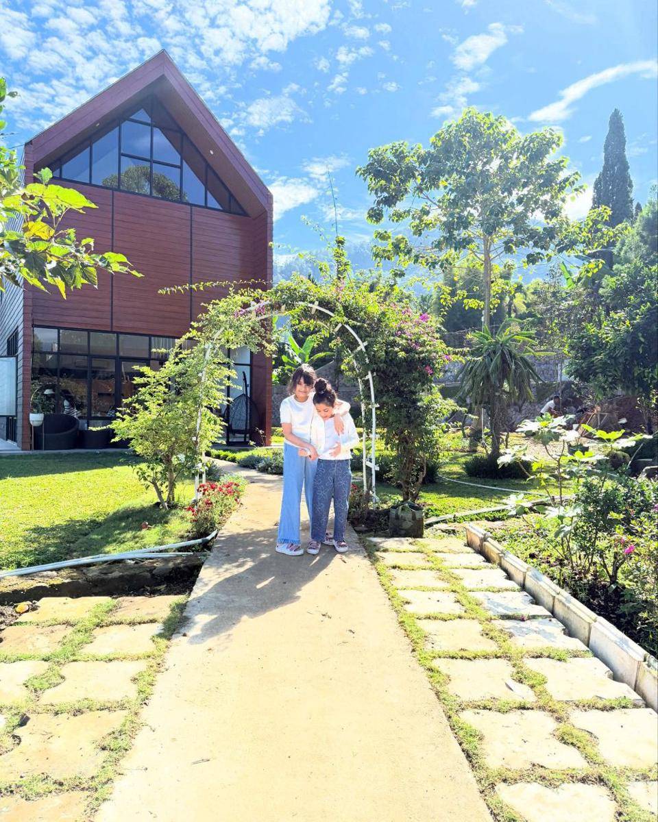 vila baru Shireen Sungkar (Instagram.com/shireensungkar)
