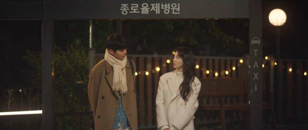 Cha Kang Yoon dan Shin Shi A di drama Resident Playbook (Dok. Netflix/Resident Playbook)