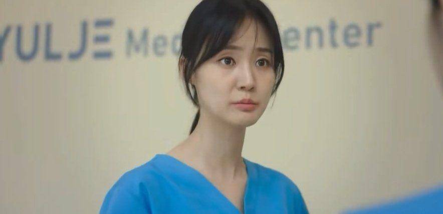 Park Ye Young di Resident Playbook (dok. tvN/Resident Playbook)