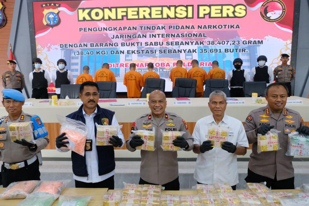 Penyelundupan 38 Kg Sabu dari Malaysia ke Riau, 7 Ditangkap