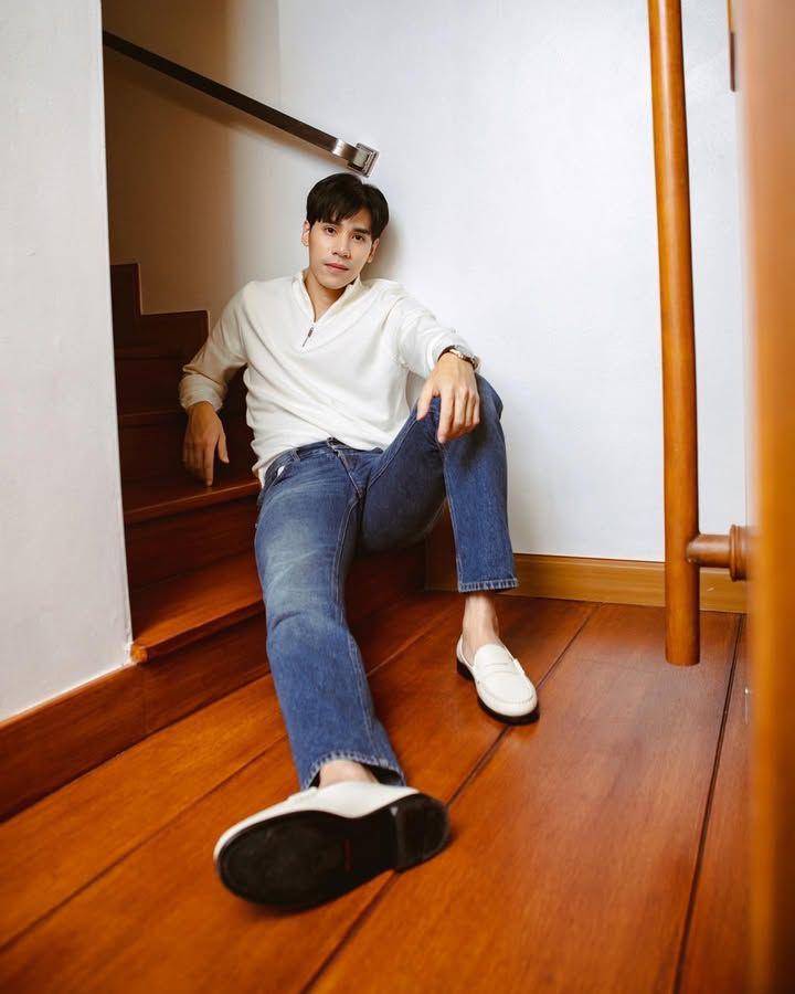styling sweater halfzip ala Jes Jespipat (instagram.com/jesjpp)