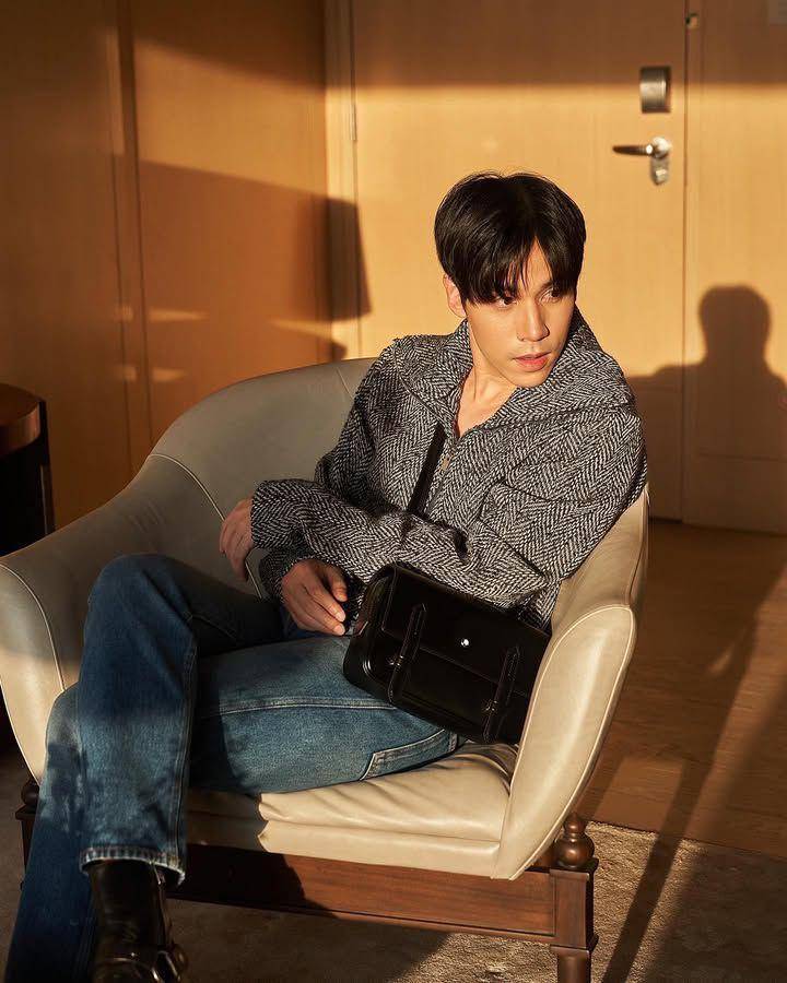 styling sweater halfzip ala Jes Jespipat (instagram.com/jesjpp)