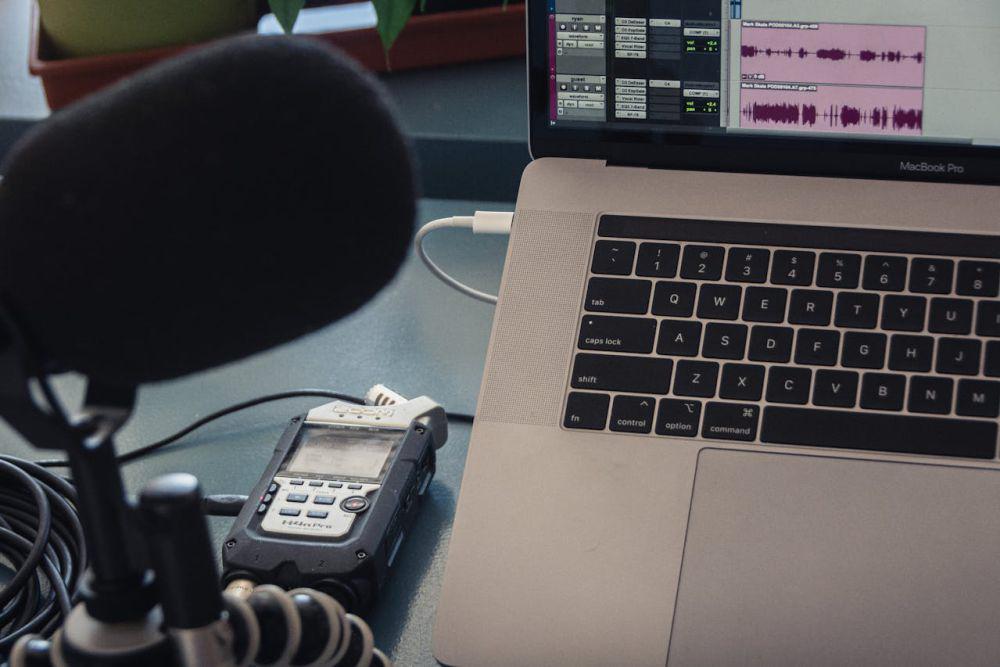 Cara Pakai Fitur Dictation di MacBook, Mengetik Tanpa Ngetik