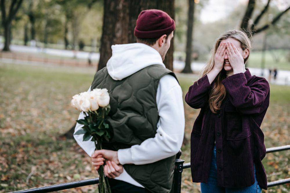 5 Zodiak yang Penuh Totalitas saat Jatuh Cinta, Head Over Heels!