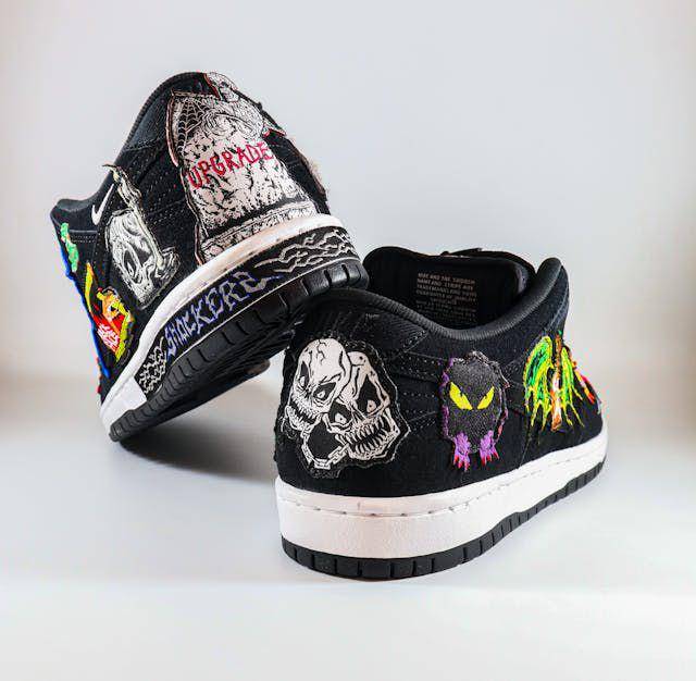 ilustrasi sepatu limited edition (pexels.com/Terrance Barksdale)