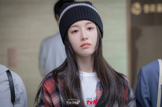 cuplikan drama Resident Playbook (dok. tvN/Resident Playbook)