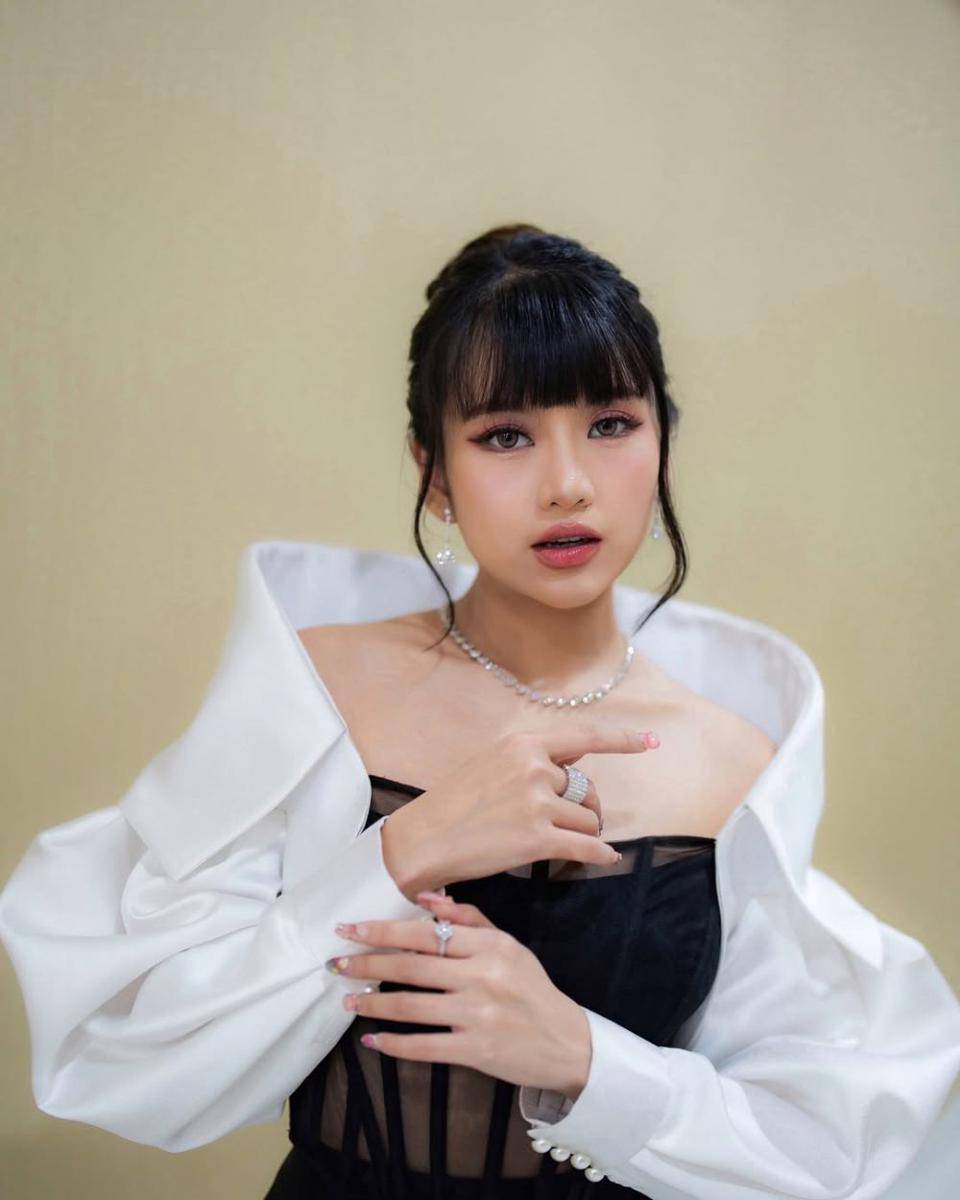 inspirasi Korean makeup look ala Ghea Indrawari (instagram.com/gheaindrawari)