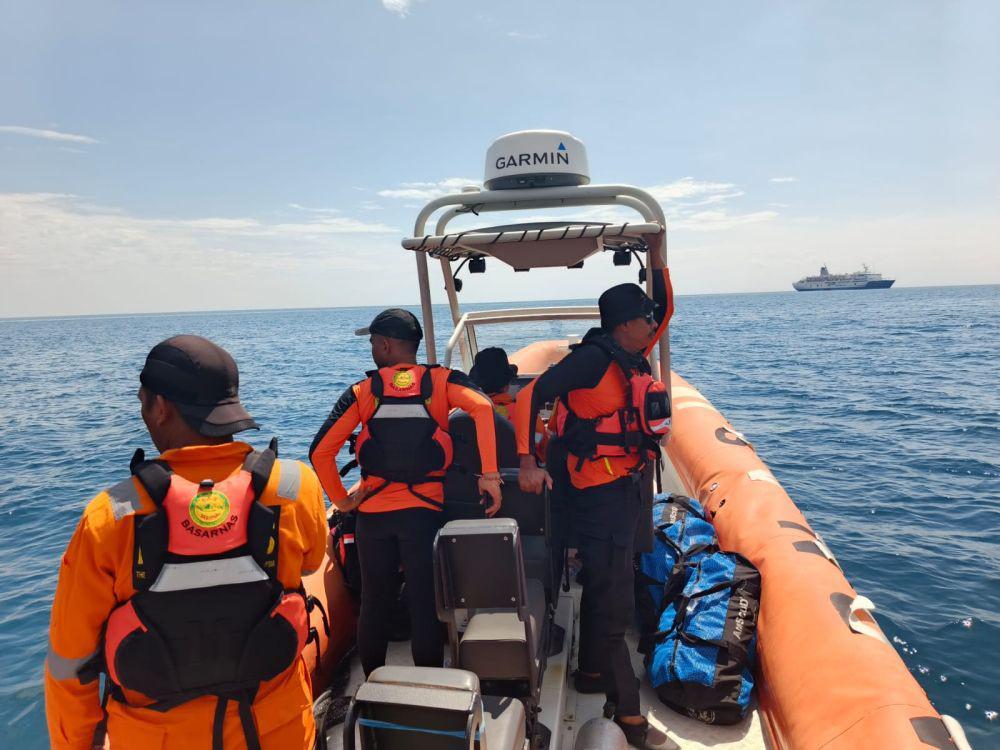 Penumpang KM Tidar Tujuan Surabaya Lompat ke Laut di Perairan Makassar