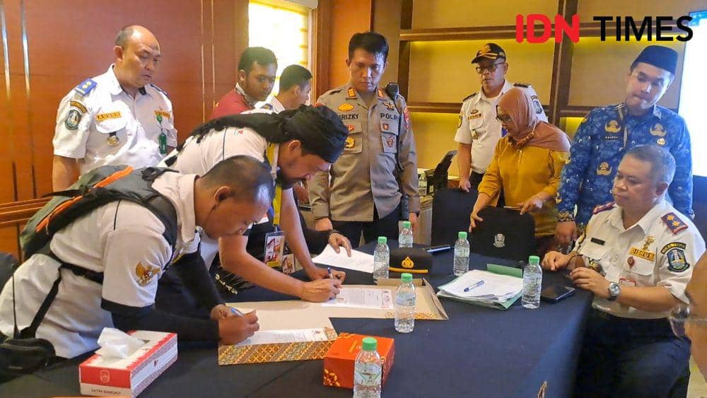 Tuntutan Ojol Diakomidir, Aplikator Hentikan Program Sepekan