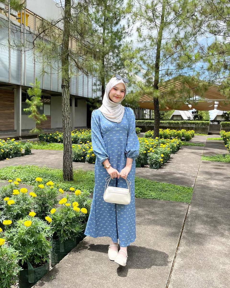 feminine romantic style ala Siska Amera (instagram.com/siskaamera)