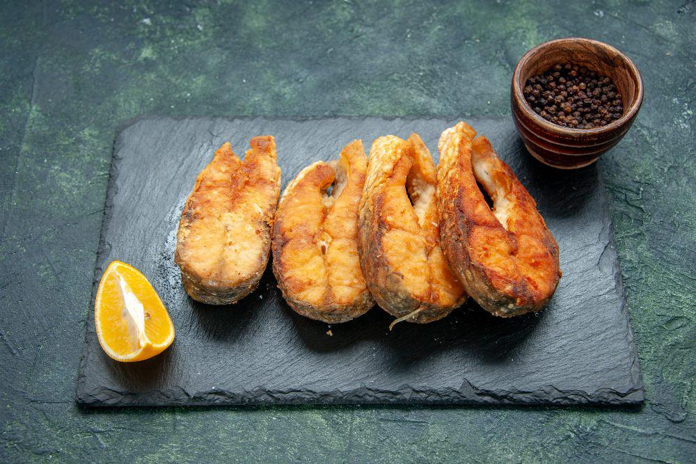 5 Tips Menggoreng Ikan Tuna, Hasilnya Gak Keras