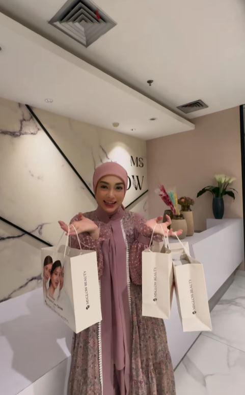 penampilan terbaru Celine Evangelista berhijab (Instagram.com/celine_evangelista)