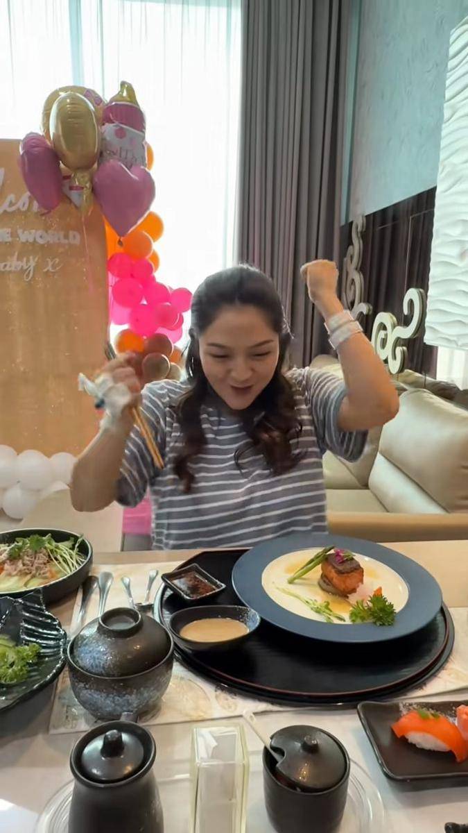 Siti Badriah dapat kejutan dari suami (tiktok.com/@krissiti911)
