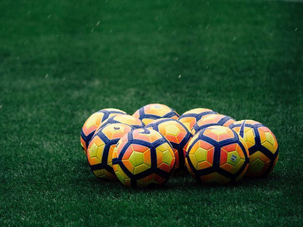 ilustrasi Premier League (unsplash.com/Terrace Grain)