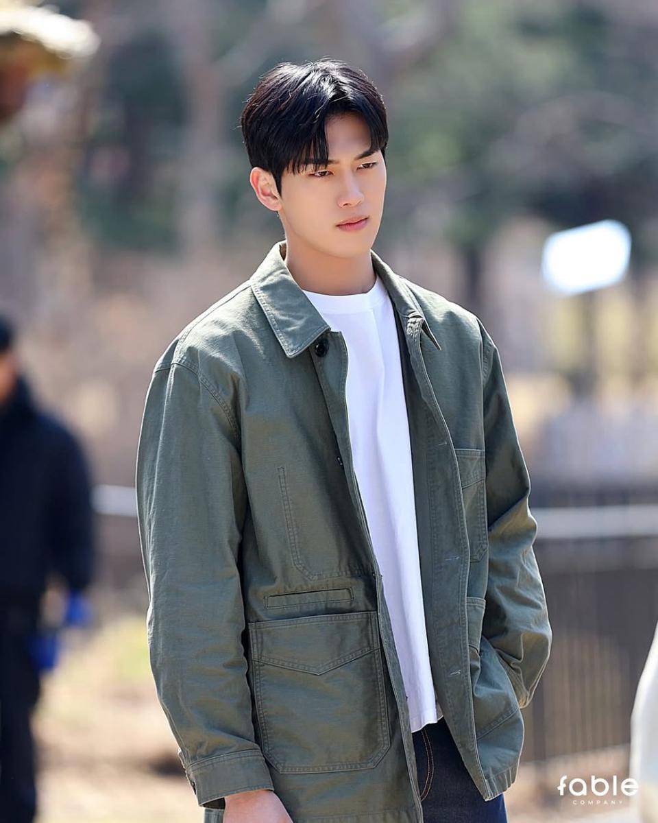 Hong Min Gi di drakor Crushology 101 (instagram.com/fable__company)