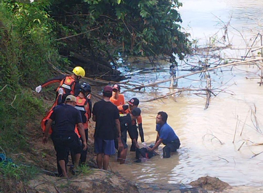 Berenang Seberangi Sungai, Remaja Pria Lamteng Tenggelam dan Meninggal
