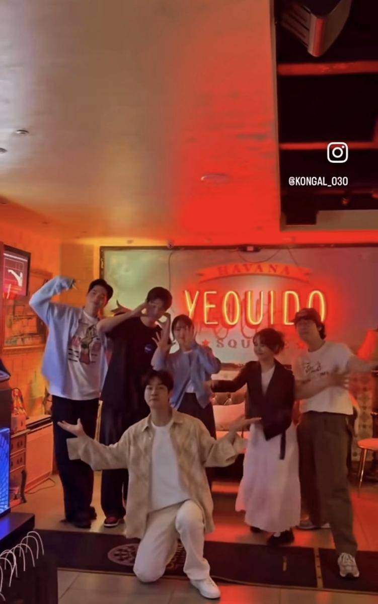 geng yulje yang ikut challenge When the Day Comes (instagram.com/twozun)