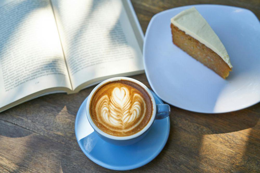 6 Snack yang Enak Disandingkan dengan Kopi Tarik