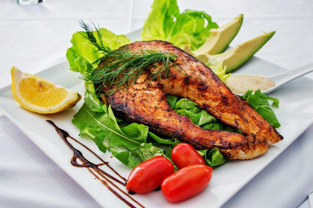 Ilustrasi kuliner bakaran (Pixabay/DanielaElena)