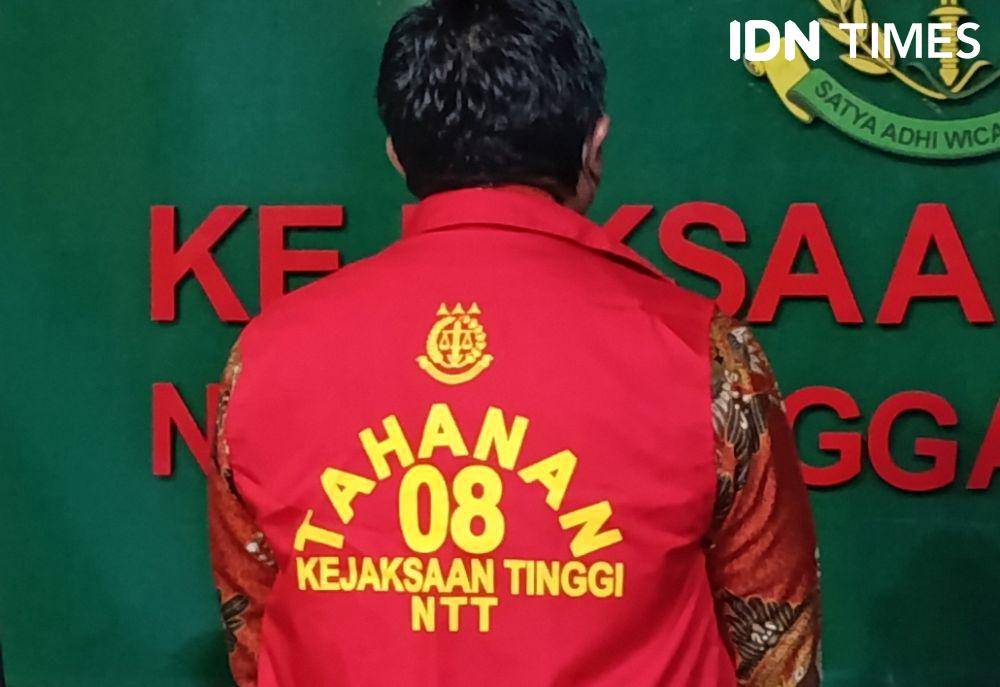 Komut PT NAM jadi tersangka baru kasus korupsi dana investasi PT Jamkrida NTT. (IDN Times/Putra Bali Mula)