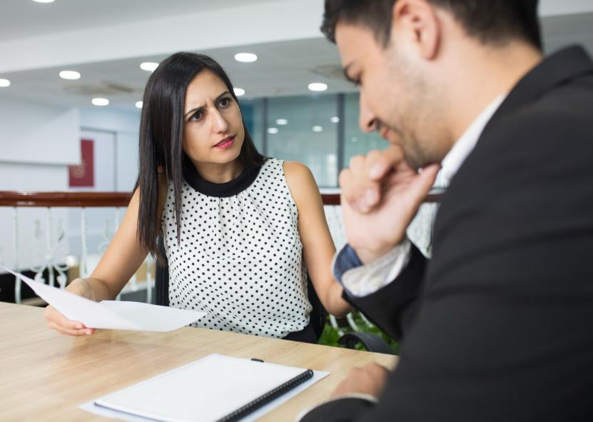 5 Cara Menghadapi Kritik di Kantor dengan Kepala Dingin