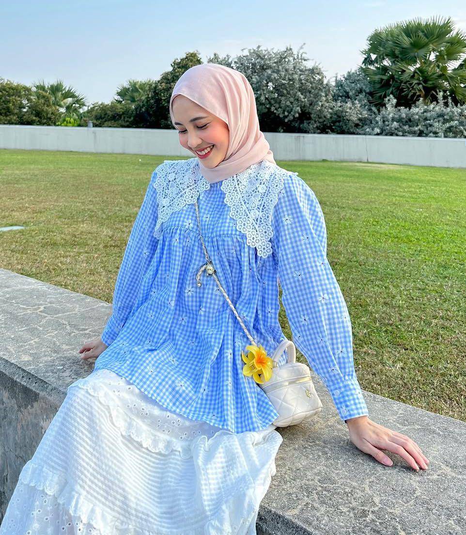 OOTD ala Adji Isni (instagram.com/aisni)